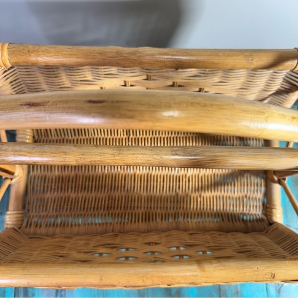 Decorative Vintage Bamboo/Rattan Magazine Rack  Heart Shape - Picture 10 of 10